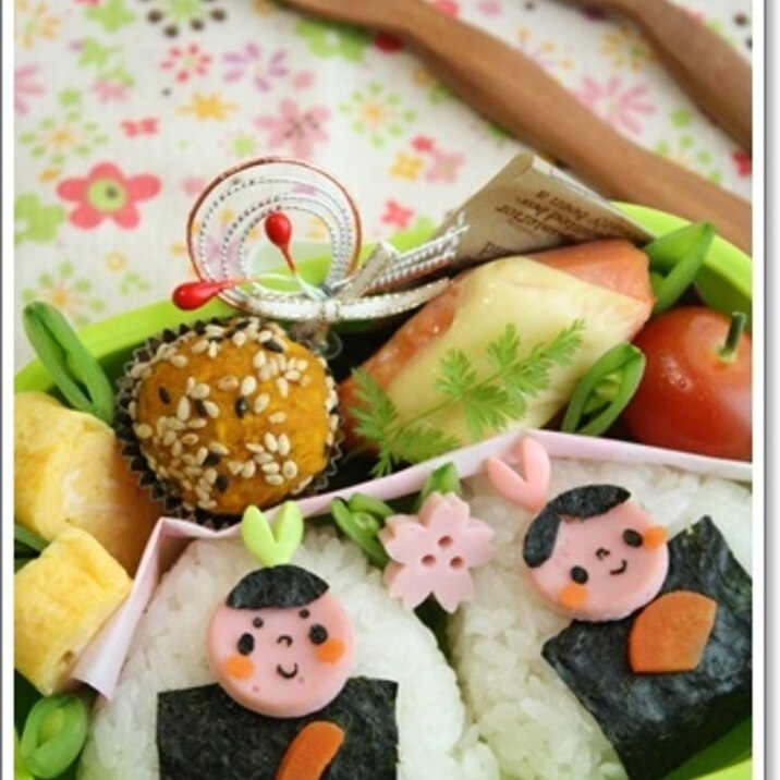 ひな祭りキャラ弁 三角おにぎりdeお雛様 レシピ 作り方 By Asami Obento 楽天レシピ ひな祭りキャラ弁 三角おにぎりdeお雛様 レシピ 作り方 By Asami Obento 楽天レシピ